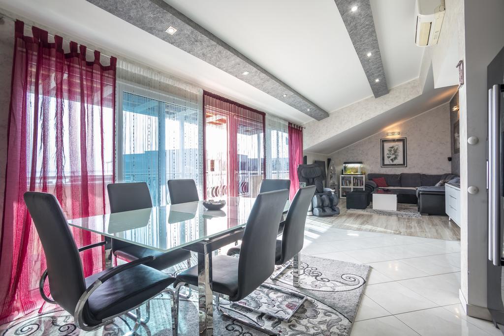 Apartment Alduk Split Buitenkant foto